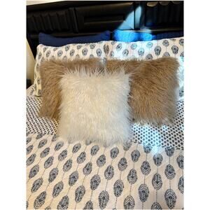 Set of 3 Faux Fur Pillows 14X14